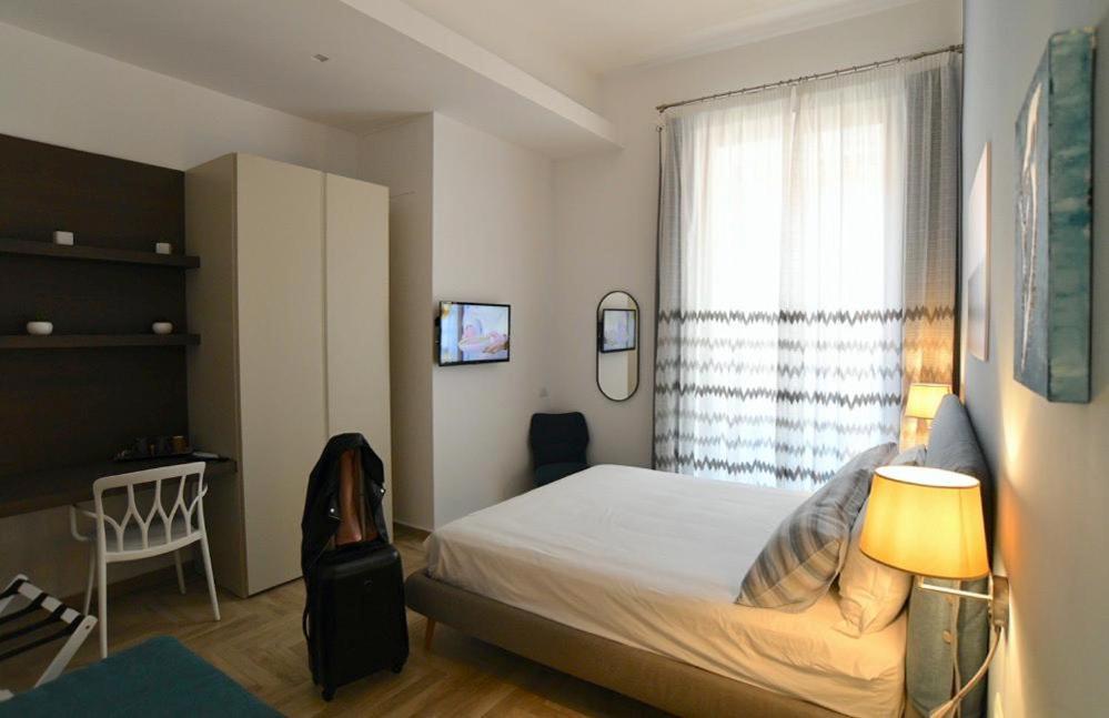 Il Picchio Di Chiaia Hotel Napoli Eksteriør billede