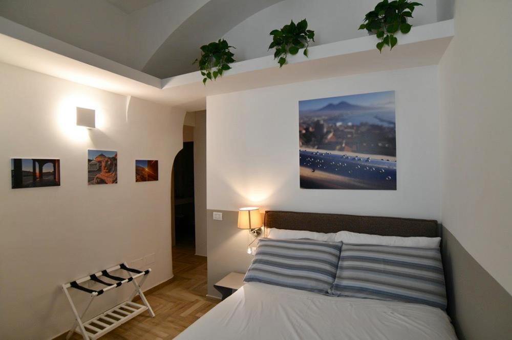 Il Picchio Di Chiaia Hotel Napoli Eksteriør billede